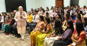 शिक्षक दिवस पर PM मोदी का भावुक संदेश, बोले- “बचपन बनाए रखने का सबसे बड़ा काम टीचर कर सकता है”