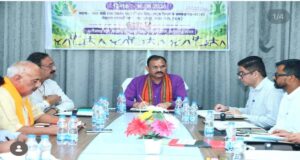 स्वास्थ्य सेवाओं से जुड़ेगा योग, छत्तीसगढ़ में पहले चरण में 1800 योग शिक्षक; कॉलेजों और वेलनेस सेंटरों में भी विस्तार