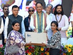 CM साय ने श्रमिक सम्मेलन में खोला घोषणाओं का पिटारा, ई-बाइक से सुविधा केंद्र तक 3 बड़े ऐलान