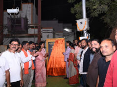 सीएसईबी चौक में वेटिंग शेड का उद्योग मंत्री लखनलाल देवांगन ने किया लोकार्पण, तीन प्रमुख मार्गों पर 195 स्ट्रीट लाइटों से बढ़ेगी रोशनी