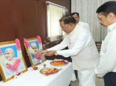 गांधी जयंती पर CM साय ने किया महात्मा गांधी और लाल बहादुर शास्त्री को नमन, बोले- उनके आदर्श राष्ट्रसेवा की प्रेरणा