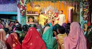 नवरात्र में आदिशक्ती की पुजा करने से सुख समृद्धि भय मुक्त हर क्षेत्र में विजय प्राप्त करता है मनुष्य: राजेद्रं महराज
