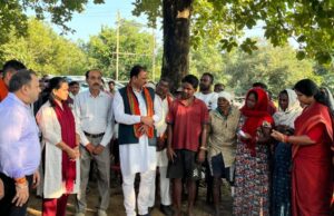 पीड़ित परिजनों की मांग पर स्वास्थ्य मंत्री की तत्काल लगी मुहर, बिहारपुर स्वास्थ्य केंद्र के लिए नई एम्बुलेंस की मंजूरी, दो दिनों में बिहारपुर पहुंच जाएगी एंबुलेंस
