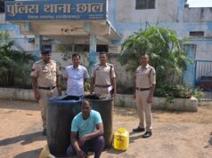 सड़क किनारे अवैध डीजल भंडारण का खुलासा, छाल पुलिस ने कार्रवाई में की 415 लीटर डीजल जब्त