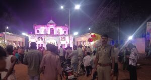 दुर्गा पंडालों से बाजारों तक पुलिस की पैनी नजर, SP त्रिलोक बंसल के निर्देश पर सुरक्षा सख्त