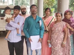 धमतरी में दो परिवारों के सामाजिक बहिष्कार का आरोप, कलेक्टर से मांगा न्याय