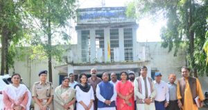 सशक्त एमसीबी-सेवा संकल्प अभियान के तहत प्रभारी मंत्री रामविचार नेताम ने किया दिव्यांग विद्यालय का औचक निरीक्षण