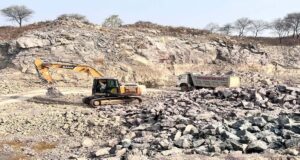 मटिया गांव में अवैध उत्खनन का खुलासा, 5 ठेकेदारों पर लगा 2.90 करोड़ से ज्यादा का जुर्माना