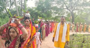 बरगढ़ में निकली भव्य कलश यात्रा, विधि-विधान से हुई घटस्थापना