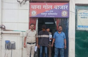 रायपुर में बीच चौक पर चाकू लहराकर मचा रहा था दहशत, 18 वर्षीय युवक गिरफ्तार