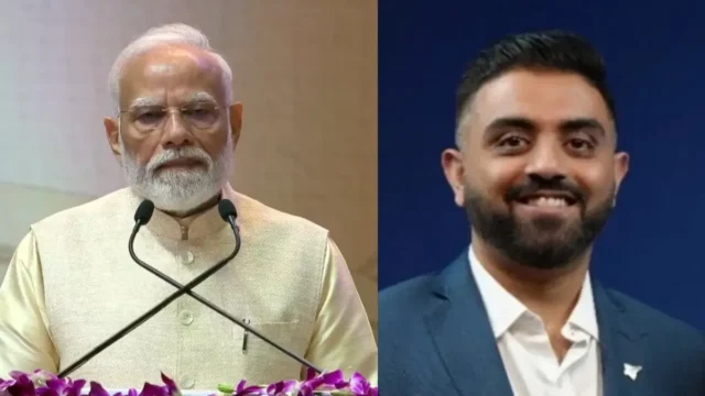 pm-modi-on-captain-smit-flight